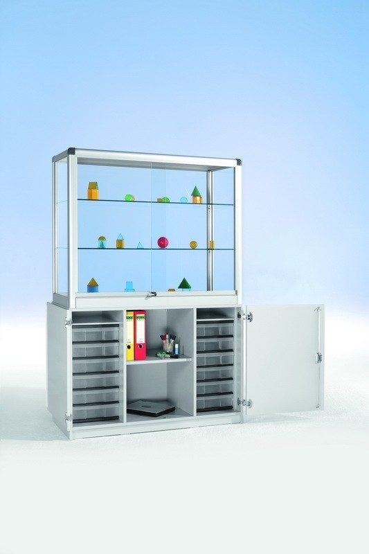 Glasvitrine mit Unterschrank inkl. InBoxen