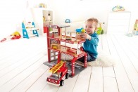 Holz Feuerwehrauto